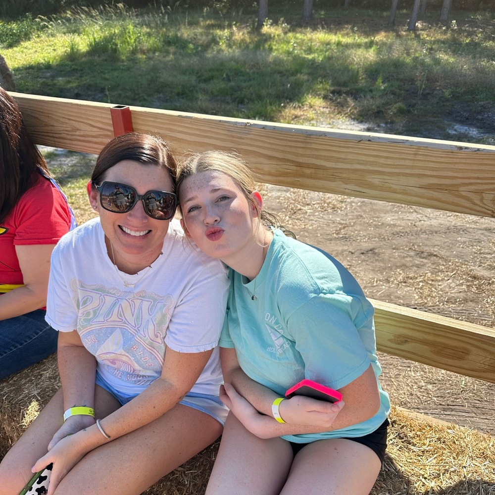 Meet your Posher, Ashley